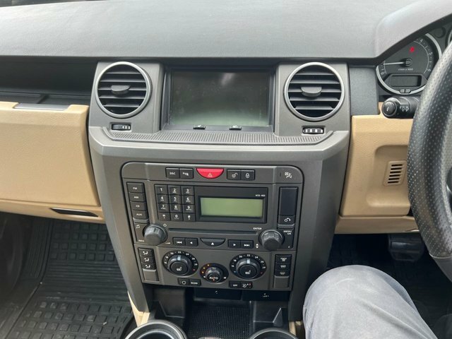 Land Rover Discovery 3 Discovery Black #39