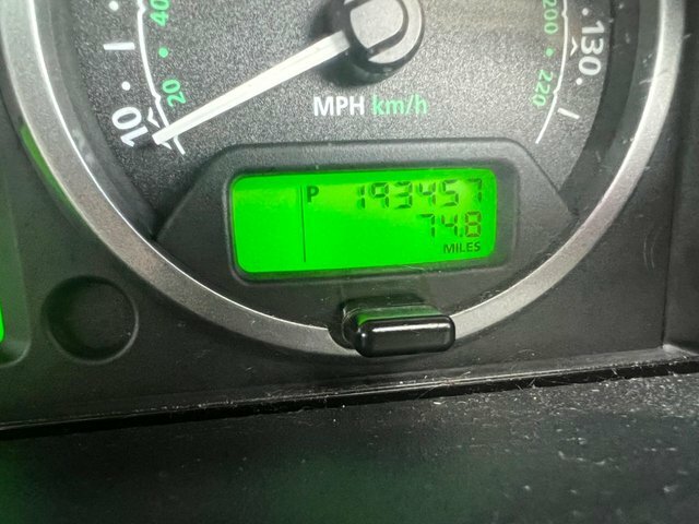 Land Rover Discovery 3 Discovery Black #33