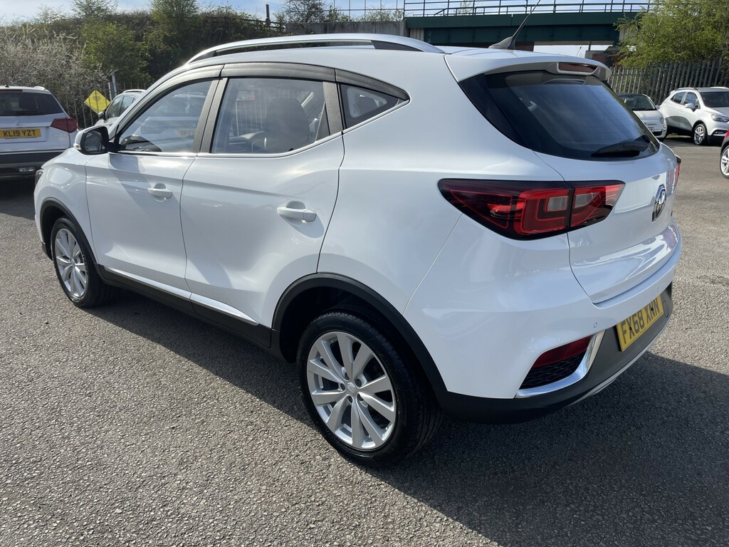 MG ZS 1.5 Vti-tech Excite FX68XNN White #2