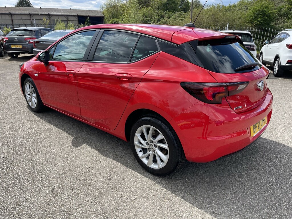 Vauxhall Astra 1.5 Turbo D Business Edition Nav BP21OPH Red #2