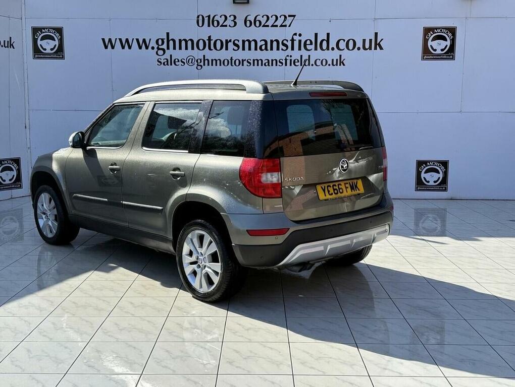 Skoda Yeti Suv 2.0 Tdi Se L Outdoor Euro 6 Ss 201666 YC66FMK Green #5