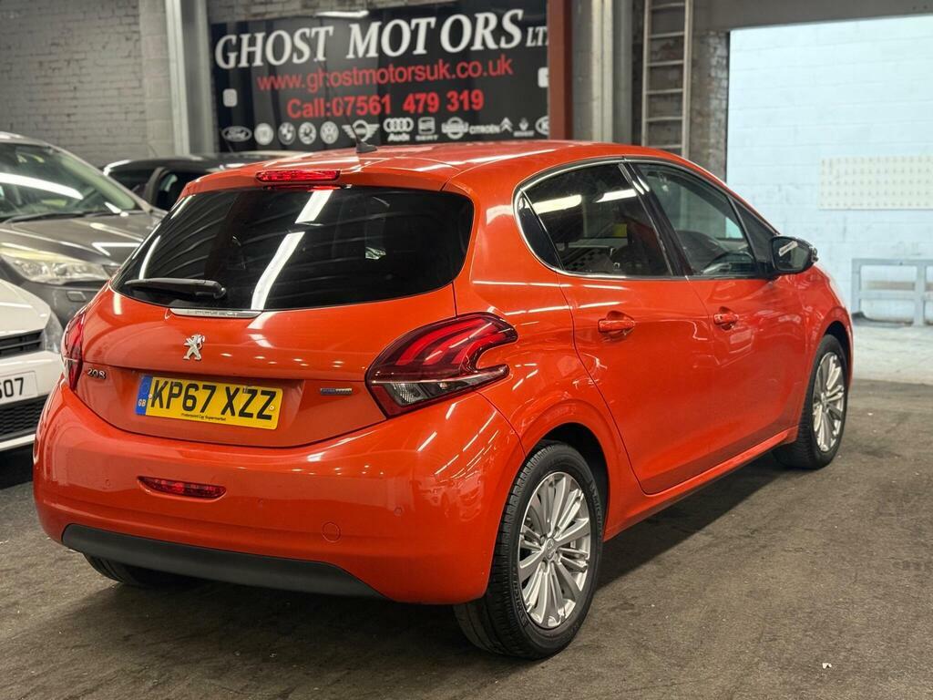 Peugeot 208 1.2 Puretech Allure Euro 6 KP67XZZ Orange #6