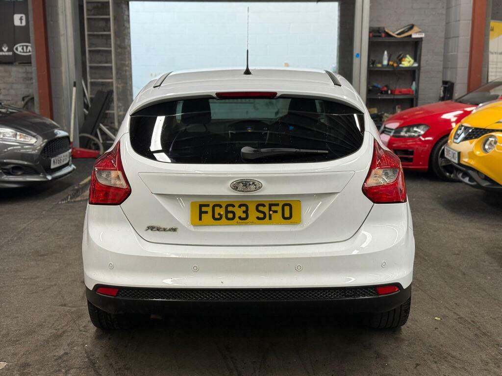 Ford Focus 1.6 Tdci Zetec Euro 5 S S FG63SFO White #5