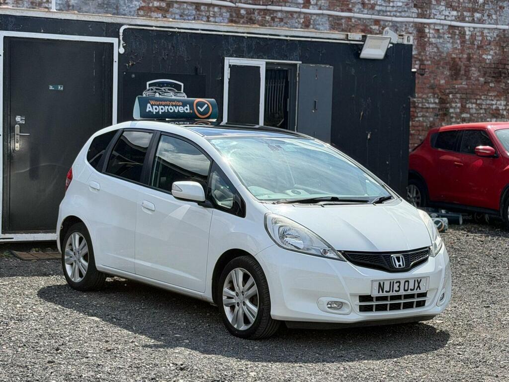 Honda Jazz 1.4 I-vtec Ex Cvt Euro 5 201313 NJ13OJX White #2