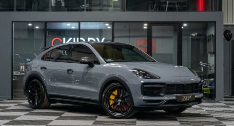 Porsche Cayenne 4.0T V8 Turbo Grey