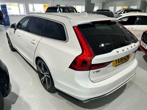 Volvo V90 2.0 V90 R-design YA18HZN White #4