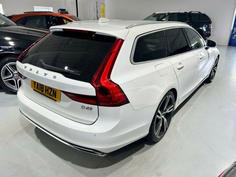 Volvo V90 2.0 V90 R-design YA18HZN White #6