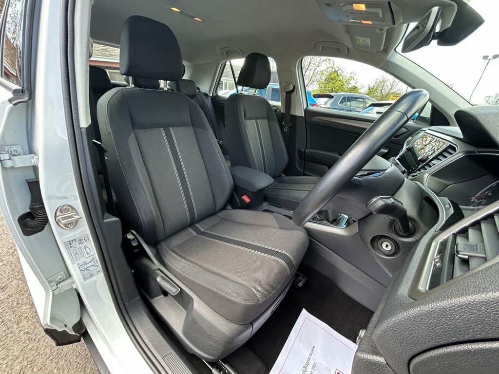 Volkswagen T-Roc 1L Se WM70LSF White #6