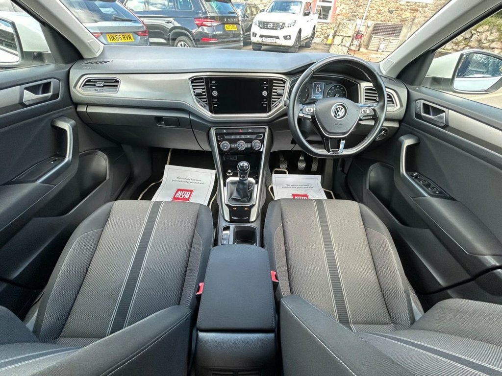 Volkswagen T-Roc 1L Se WM70LSF White #5