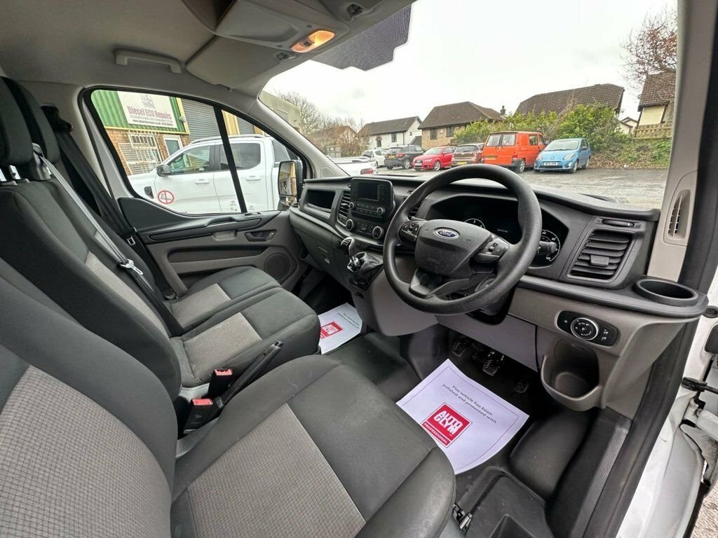 Ford Transit Custom 2L Leader WG72BKE White #2