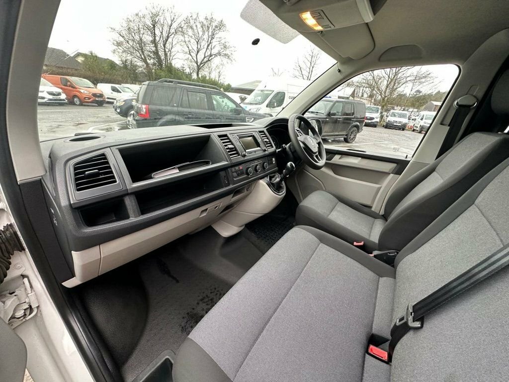 Volkswagen Transporter 2L Startline BK67OHG White #5