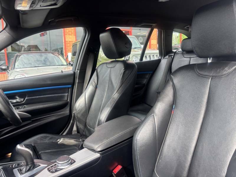 BMW 3 Series 320D M Sport Step - 2017 67 RE67AYP Blue #4
