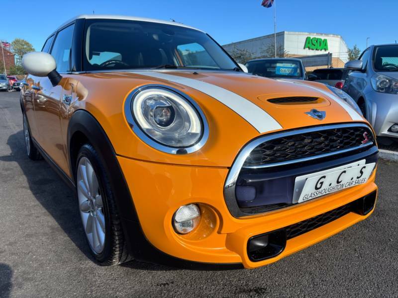 Mini Hatch 2.0 Cooper S - 2016 16 YE16MDJ Orange #2