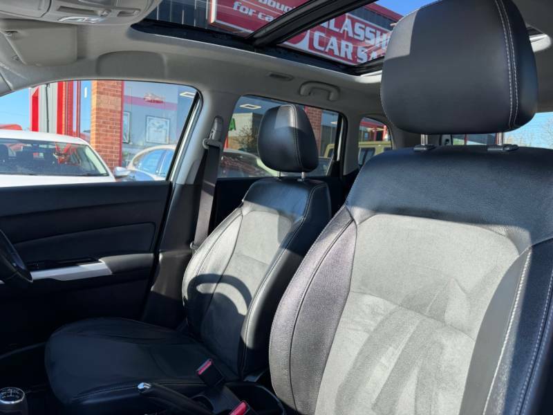 Suzuki Vitara 1.6 Sz5 Allgrip - 2016 16 SW16OCC White #4
