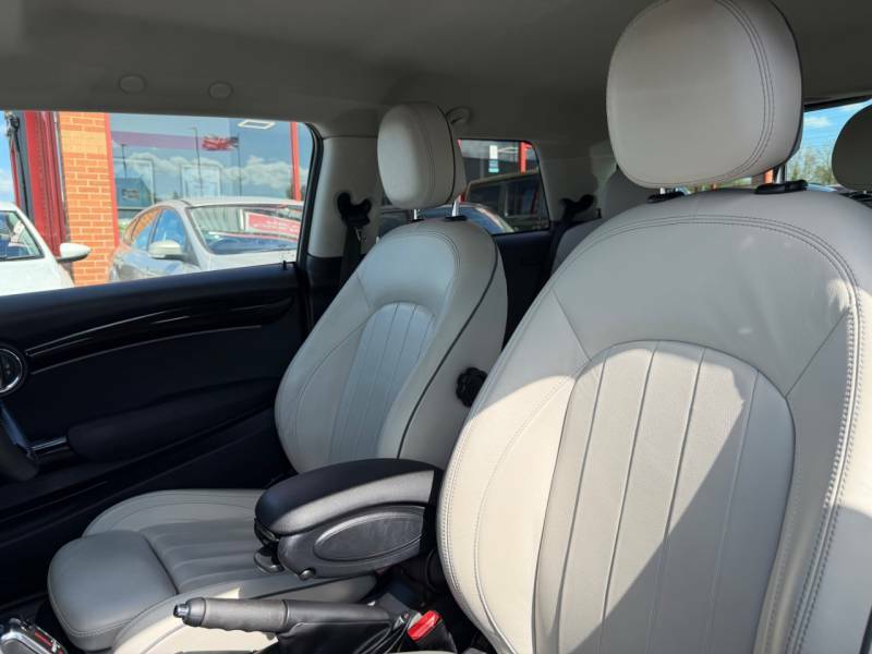 Mini Hatch 2.0 Cooper S Exclusive II - 2019 69 PX69UHB Blue #4