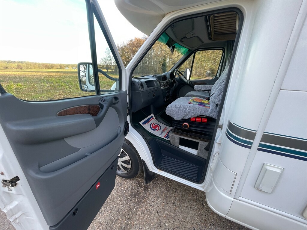 Mercedes-Benz Sprinter Autotrail #14