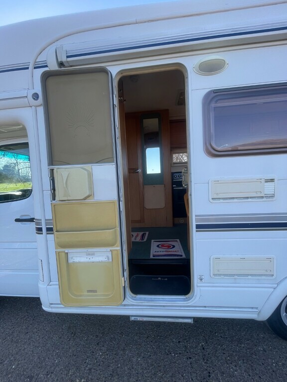 Mercedes-Benz Sprinter Sprinter Blue #4