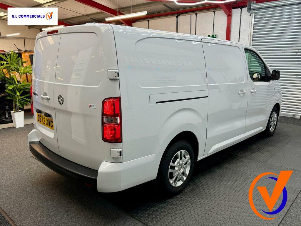 Vauxhall Vivaro 1.5 Turbo D 2900 Sportive Panel Van 6Dr Man DS72XWG White #4
