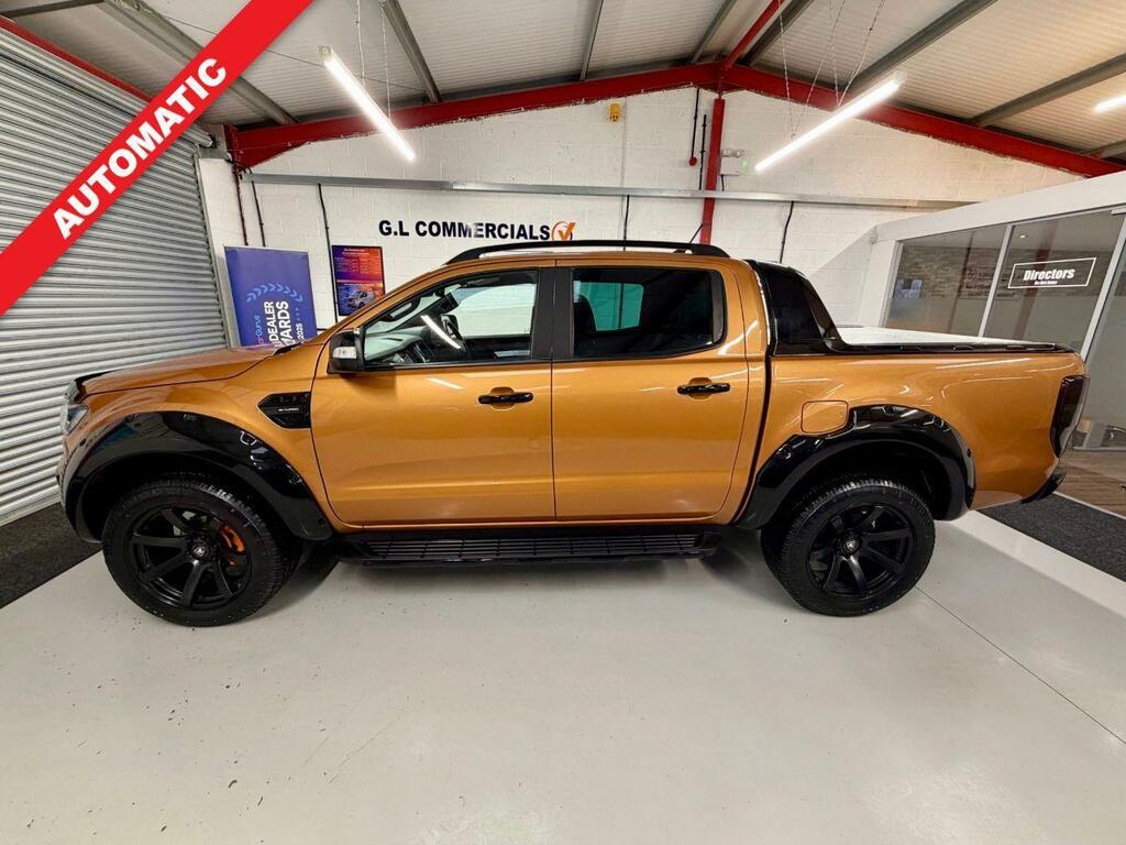 Ford Ranger 2.0 Ecoblue Wildtrak Pickup Double Cab Orange