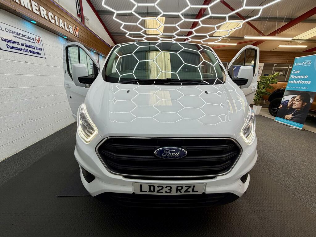 Ford Transit Custom 2.0 300 Ecoblue Limited Panel Van Manua LD23RZL White #2