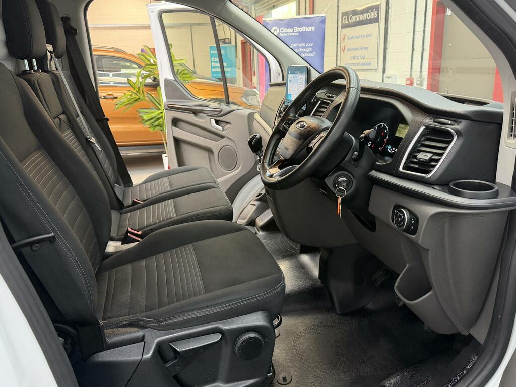 Ford Transit Custom 2.0 300 Ecoblue Limited Panel Van Manua LD23RZL White #6