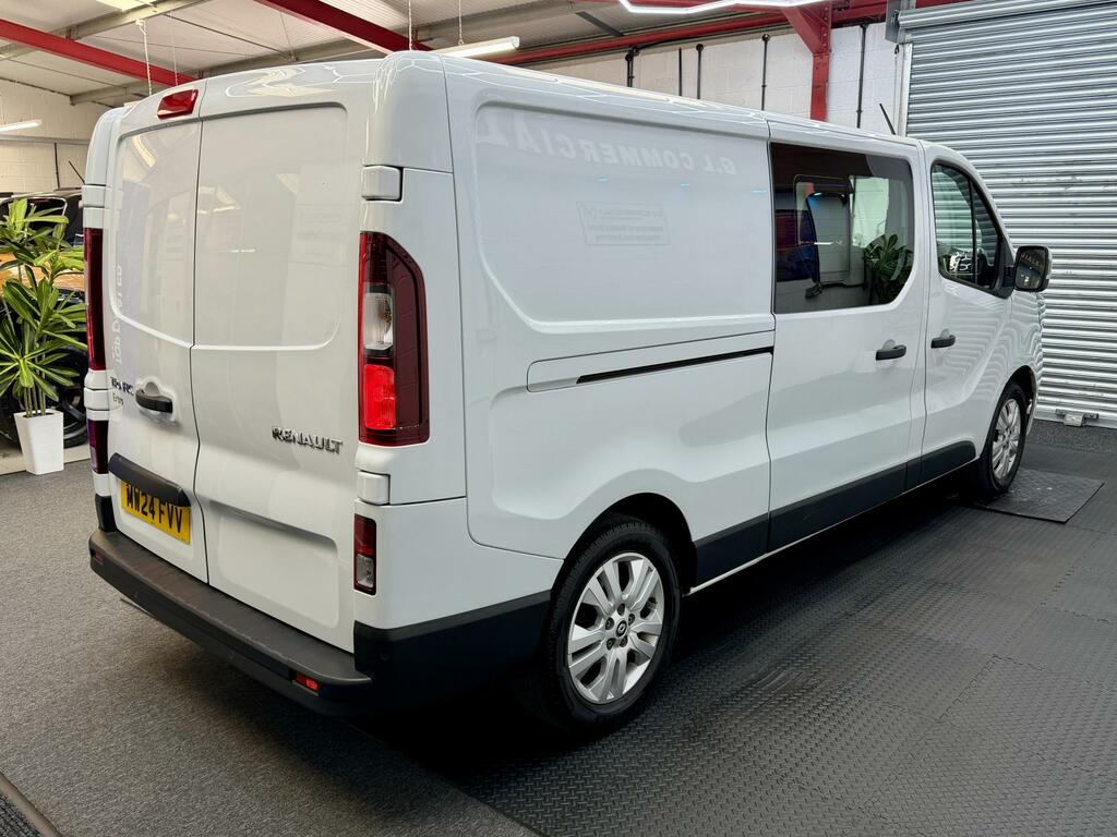 Renault Trafic 2.0 Dci Blue Ll30 Extra Crew Van Double Cab 6Dr Di MW24FVV White #4