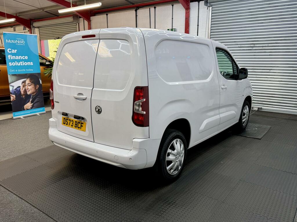 Vauxhall Combo 1.5 Turbo D 2300 Pro Panel Van L DS73BCF White #6