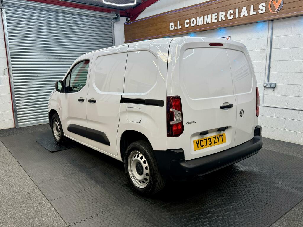 Vauxhall Combo 1.5 Turbo D 2300 Prime Panel Van YC73ZYT White #4