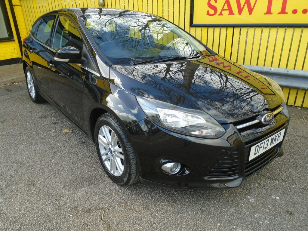 Ford Focus 1.0T Ecoboost Titanium Hatchback Black