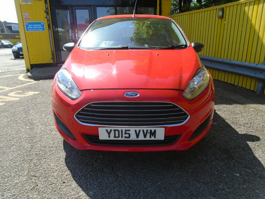 Ford Fiesta 1.25 Studio Hatchback Euro 5 60 YD15VVM Red #2