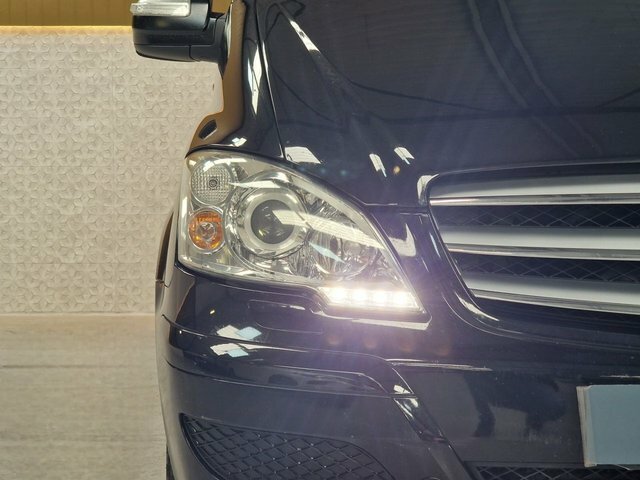 Mercedes-Benz Viano 2.2 Cdi Ambiente Mpv Black #3