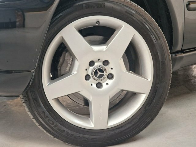 Mercedes-Benz M Class 2.7 Ml270 Cdi Suv Black #4