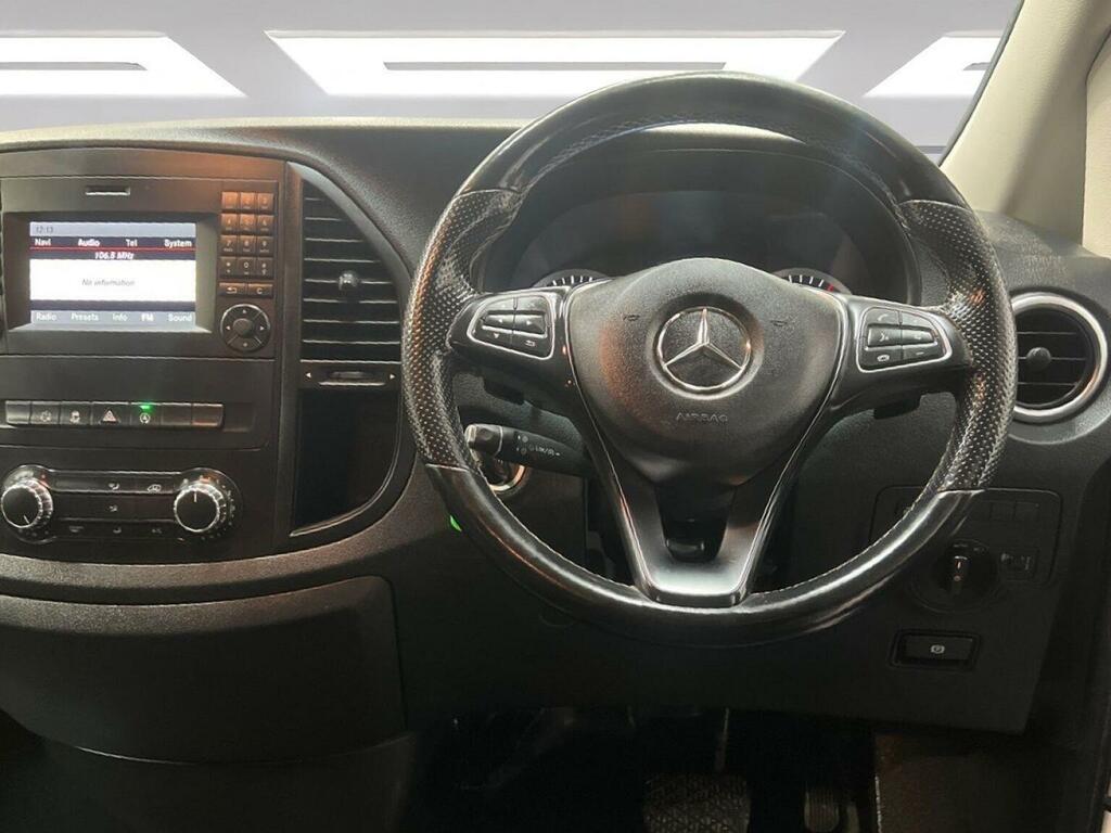 Mercedes-Benz Vito Combi Van 2.1 119 Cdi Bluetec Sport Crew Van G-tro KU68AVW Silver #4