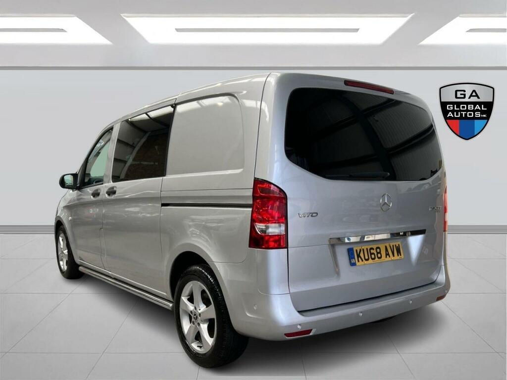 Mercedes-Benz Vito Combi Van 2.1 119 Cdi Bluetec Sport Crew Van G-tro KU68AVW Silver #2