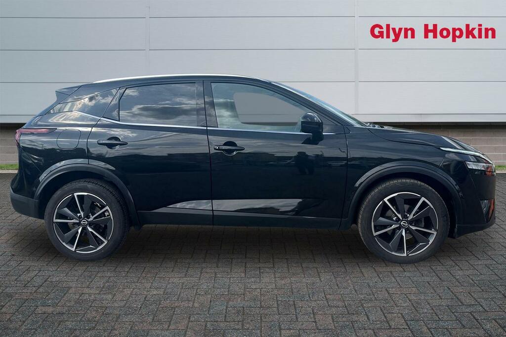 Nissan Qashqai 1.3 Dig-t Mh Tekna LN73WWU Black #2