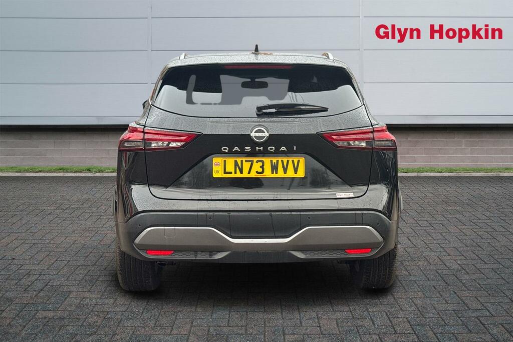Nissan Qashqai 1.3 Dig-t Mh Tekna LN73WVV Black #4