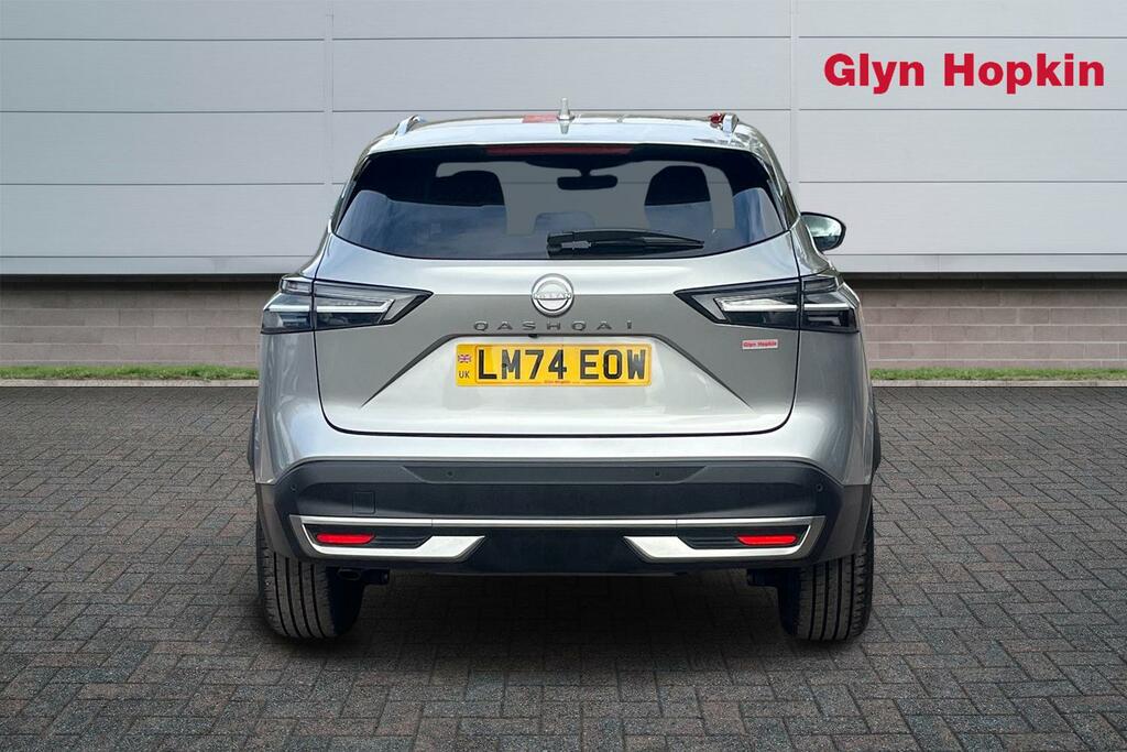 Nissan Qashqai 1.3 Dig-t Mh N-connecta LM74EOW Silver #4