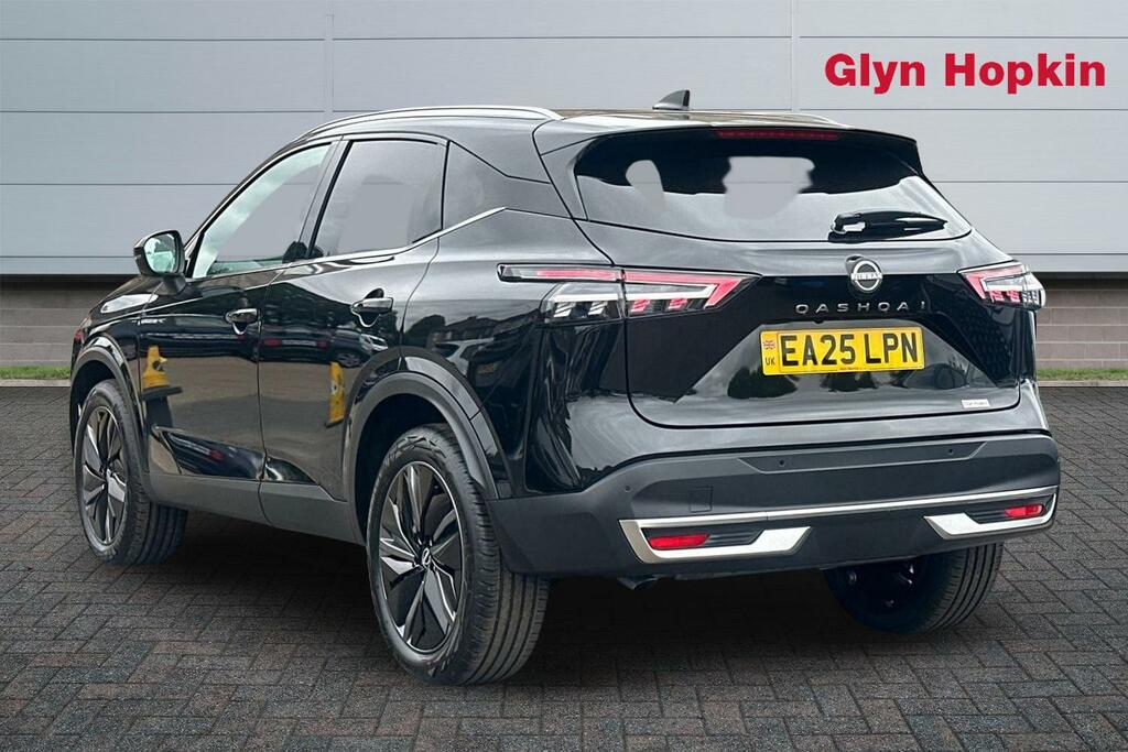 Nissan Qashqai 1.3 Dig-t Mh Tekna EA25LPN Black #5