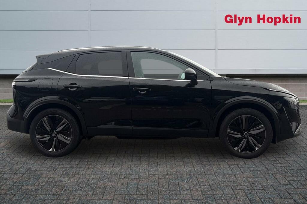 Nissan Qashqai 1.3 Dig-t Mh Tekna EA25LVB Black #2