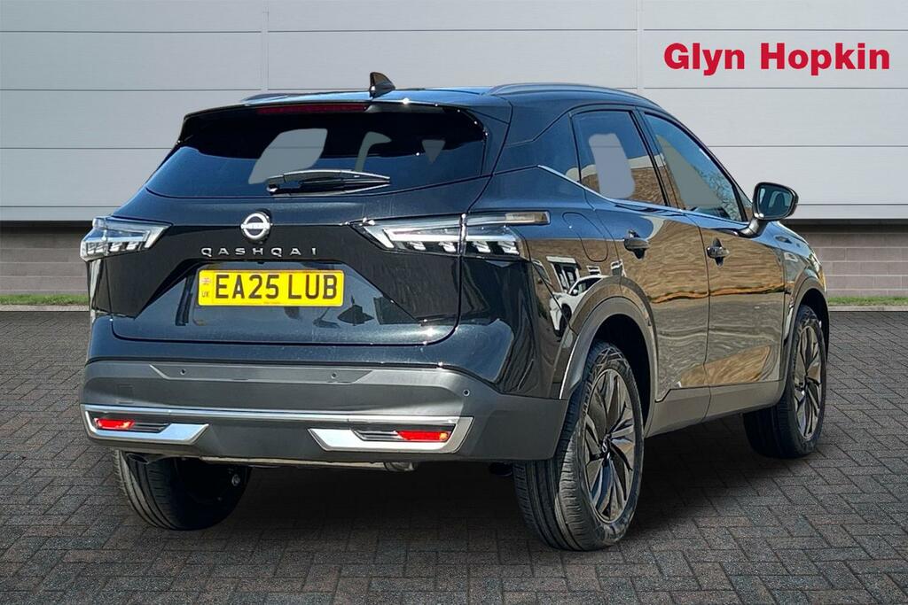 Nissan Qashqai 1.3 Dig-t Mh Tekna EA25LUB Black #3