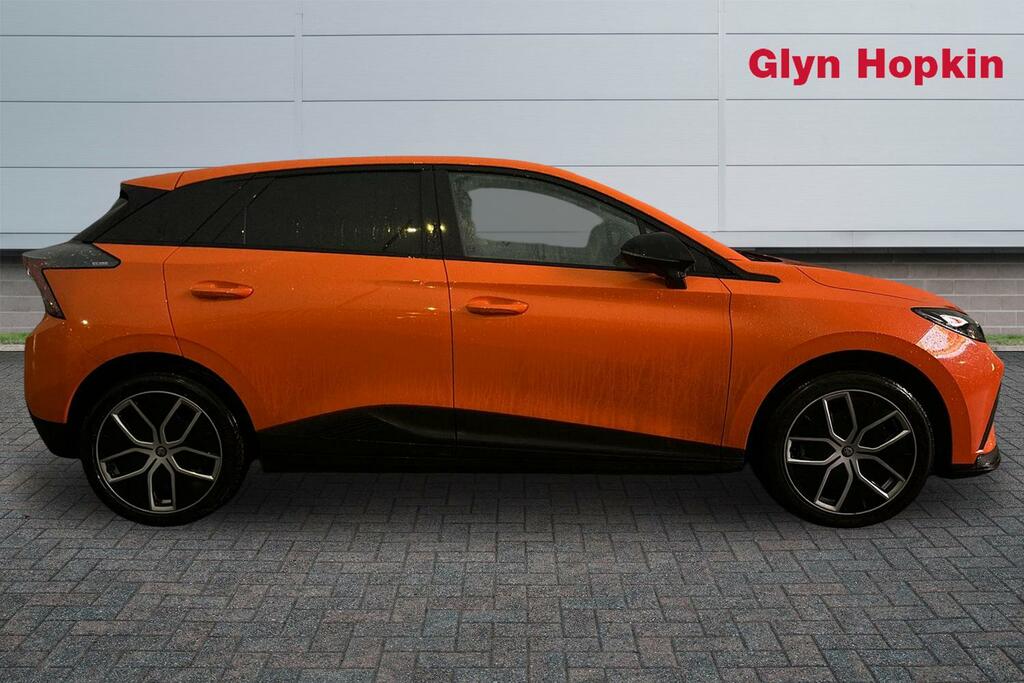 MG MG4 150Kw Trophy Ev Long Range 64Kwh LT75THZ Orange #2