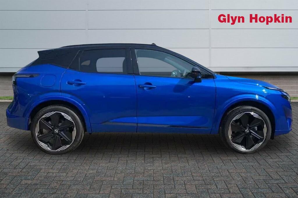Nissan Qashqai 1.3 Dig-t Mh N-design KU25WJM Black #2