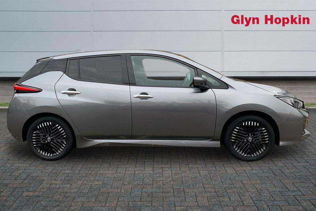 Nissan Leaf 110Kw N-connecta 39Kwh  #2
