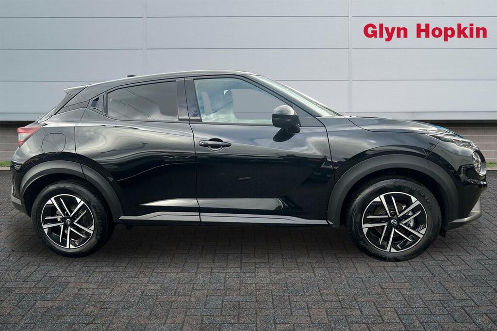 Nissan Juke 1.6 Hybrid N-connecta EJ25PXV Black #2