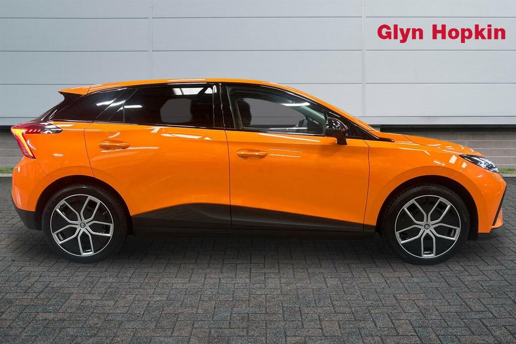 MG MG4 150Kw Trophy Ev Long Range 64Kwh LX75KNG Orange #2