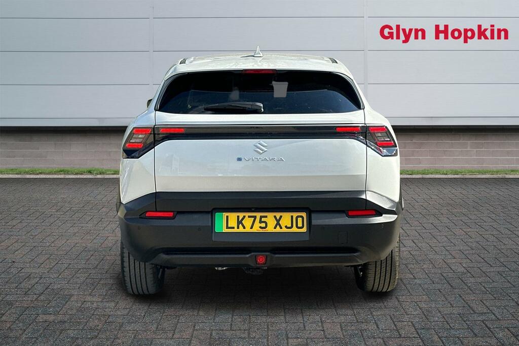 Suzuki Vitara 135Kw Motion Allgrip-e 61Kwh LK75XJO White #4