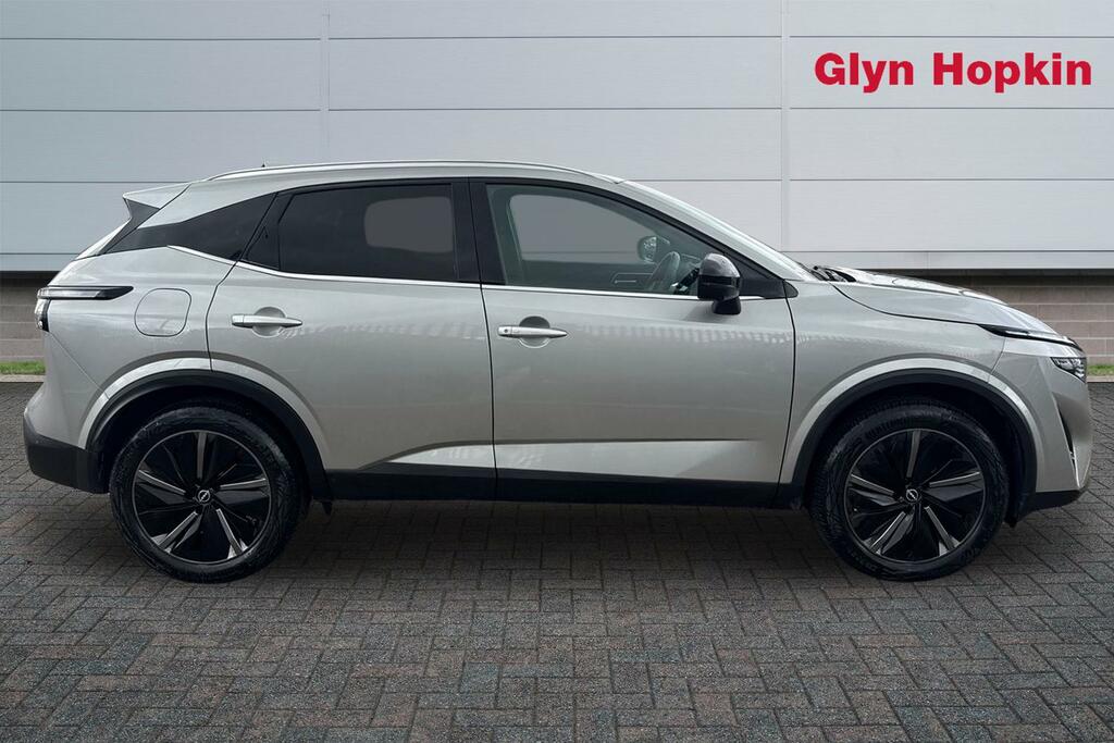 Nissan Qashqai 1.3 Dig-t Mh 158 Tekna Xtronic LR75PNO Silver #2