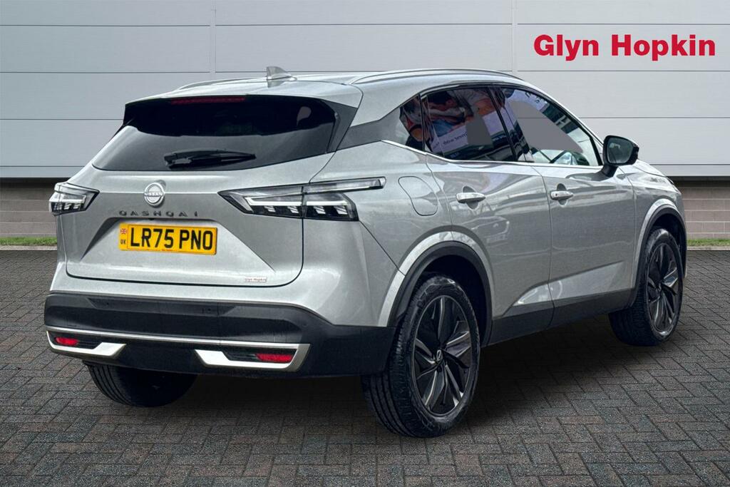 Nissan Qashqai 1.3 Dig-t Mh 158 Tekna Xtronic LR75PNO Silver #3