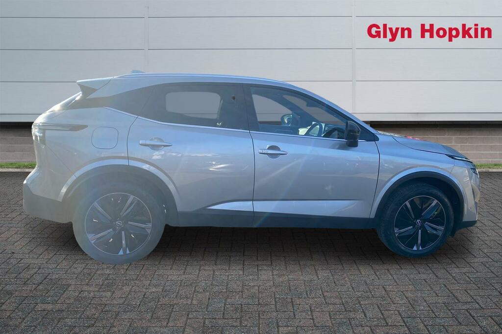 Nissan Qashqai 1.5 E-power Tekna LP25ZBL Silver #2