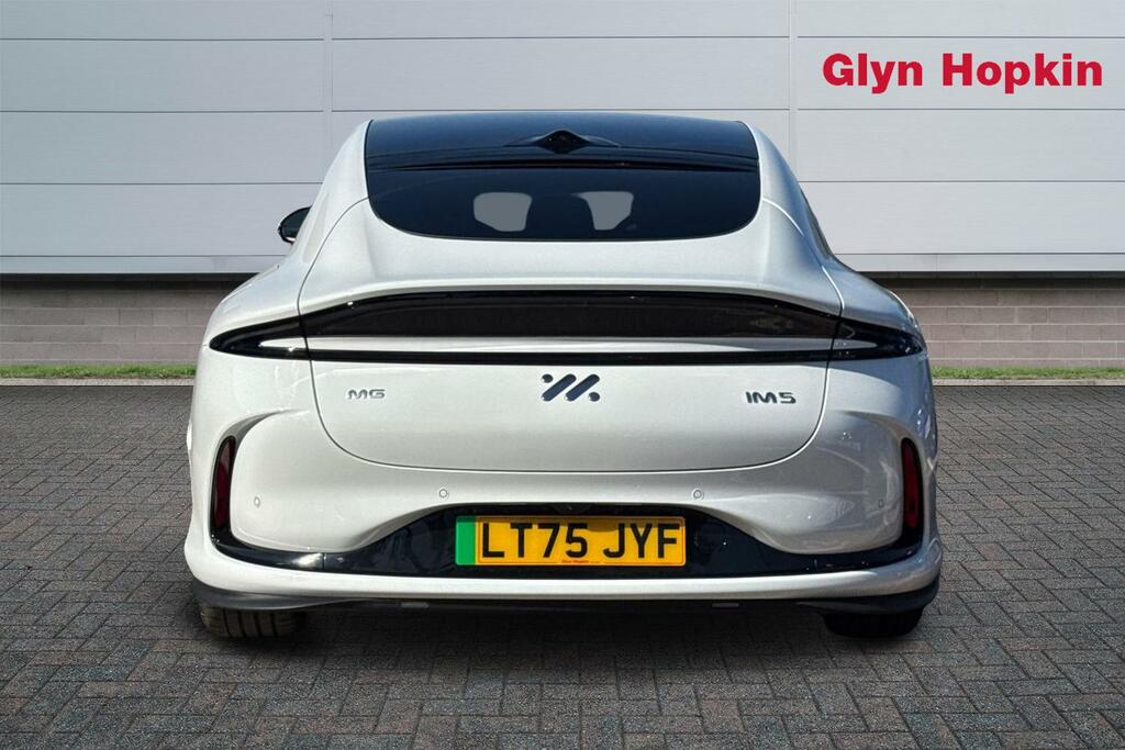 MG IM5 553Kw Performance 100Kwh LT75JYF White #4